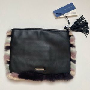 REBECCA MINKOFF GENUINE FOX “FUR JON POUCH”
STYLE #: XH17EFUP56